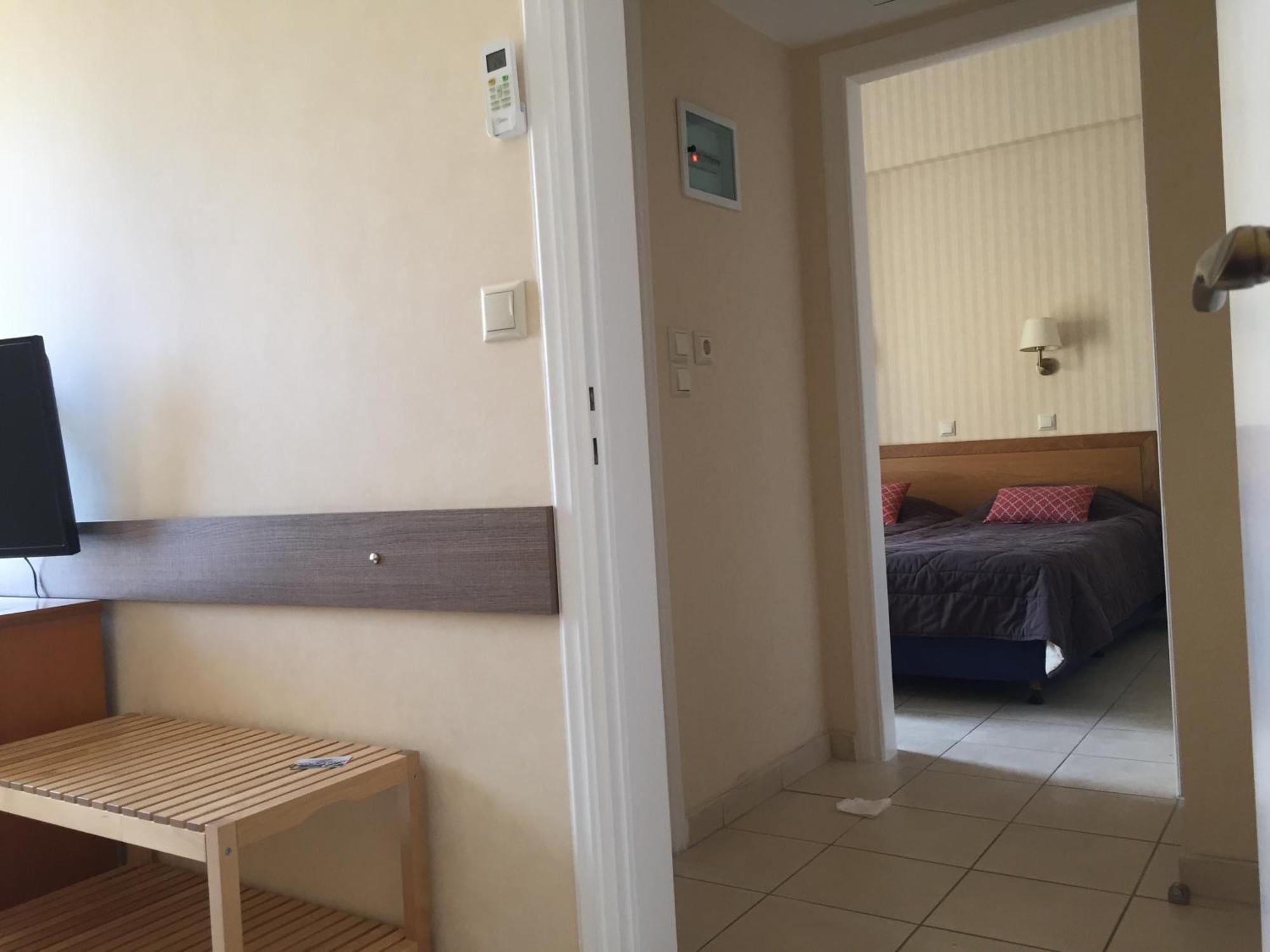 Hotel Ostria Kalamata Ruang foto