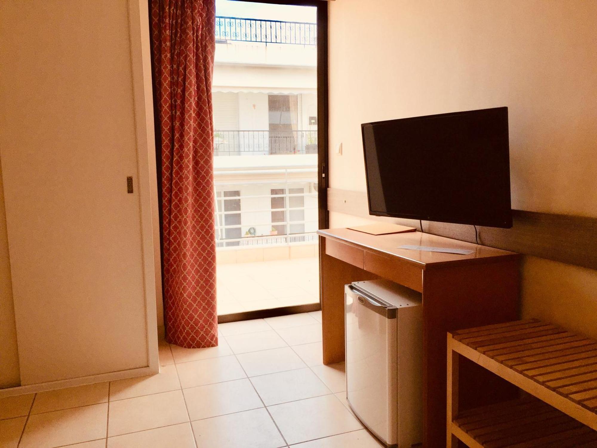 Hotel Ostria Kalamata Ruang foto