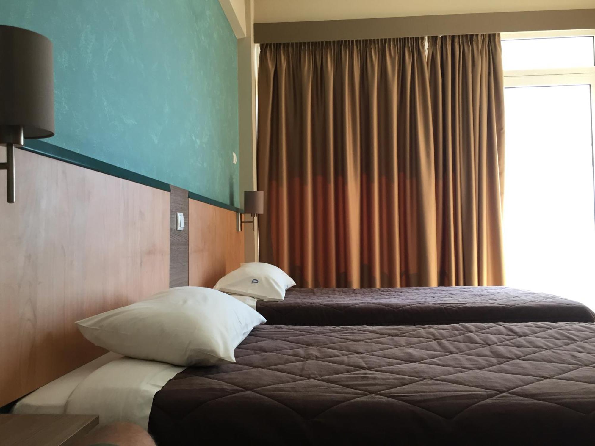Hotel Ostria Kalamata Ruang foto