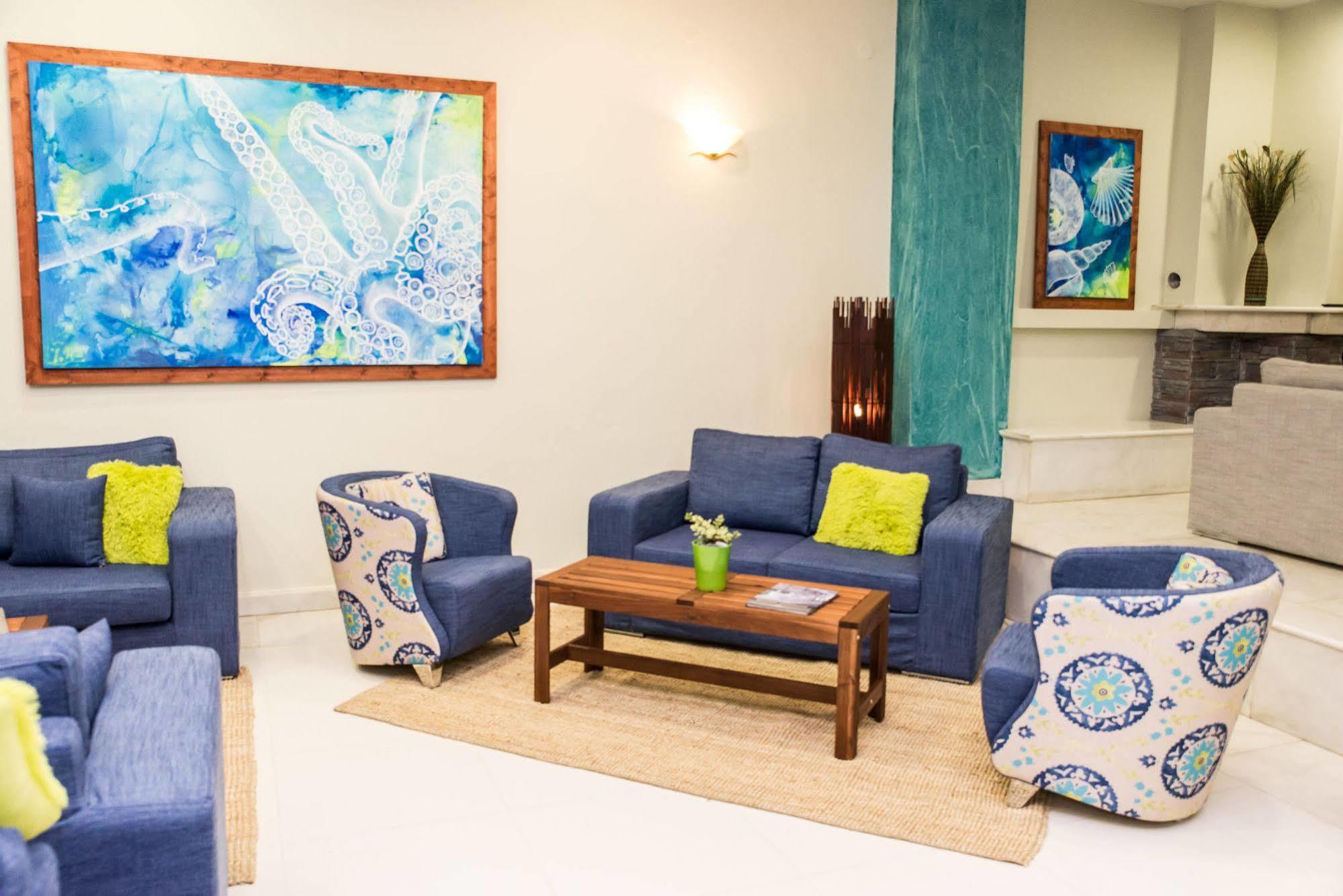Hotel Ostria Kalamata Bagian luar foto