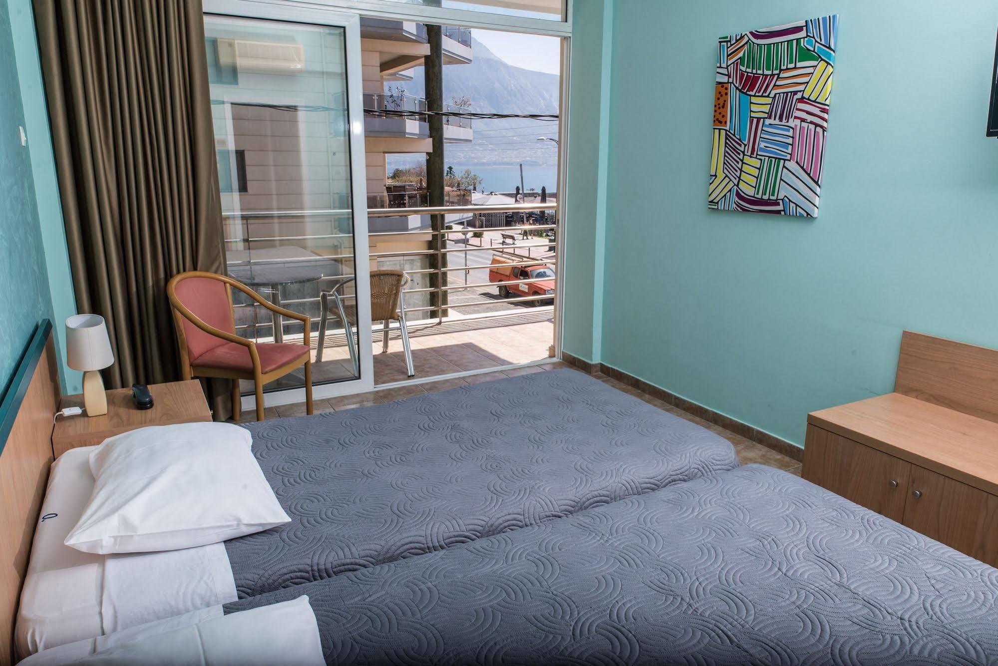 Hotel Ostria Kalamata Bagian luar foto