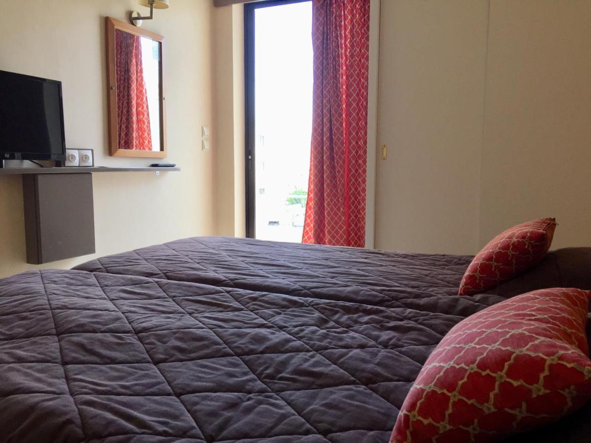 Hotel Ostria Kalamata Ruang foto