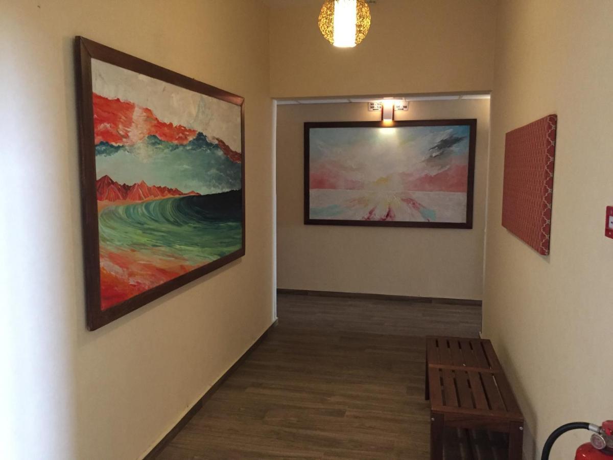 Hotel Ostria Kalamata Bagian luar foto